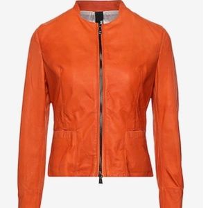 Brand new soft leather jacket, made in Italy, size 6 but runs small, fits size 4